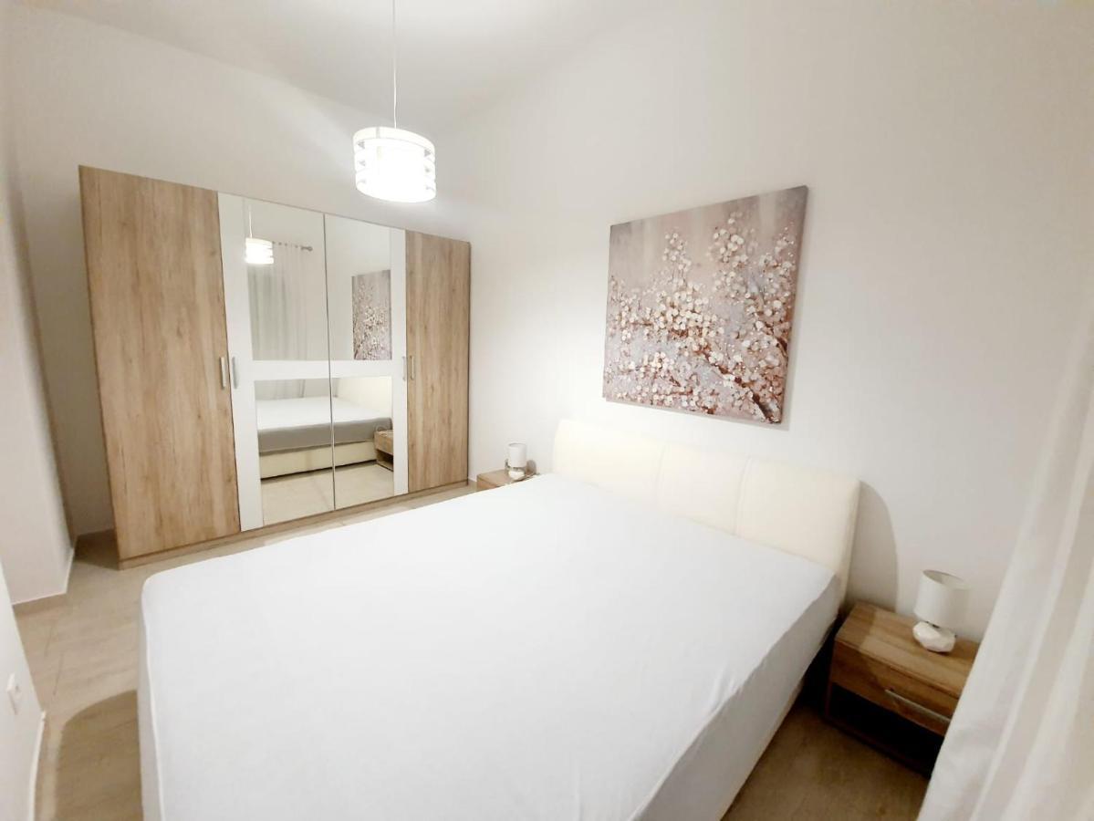 Apartmani Sara Bibinje Esterno foto