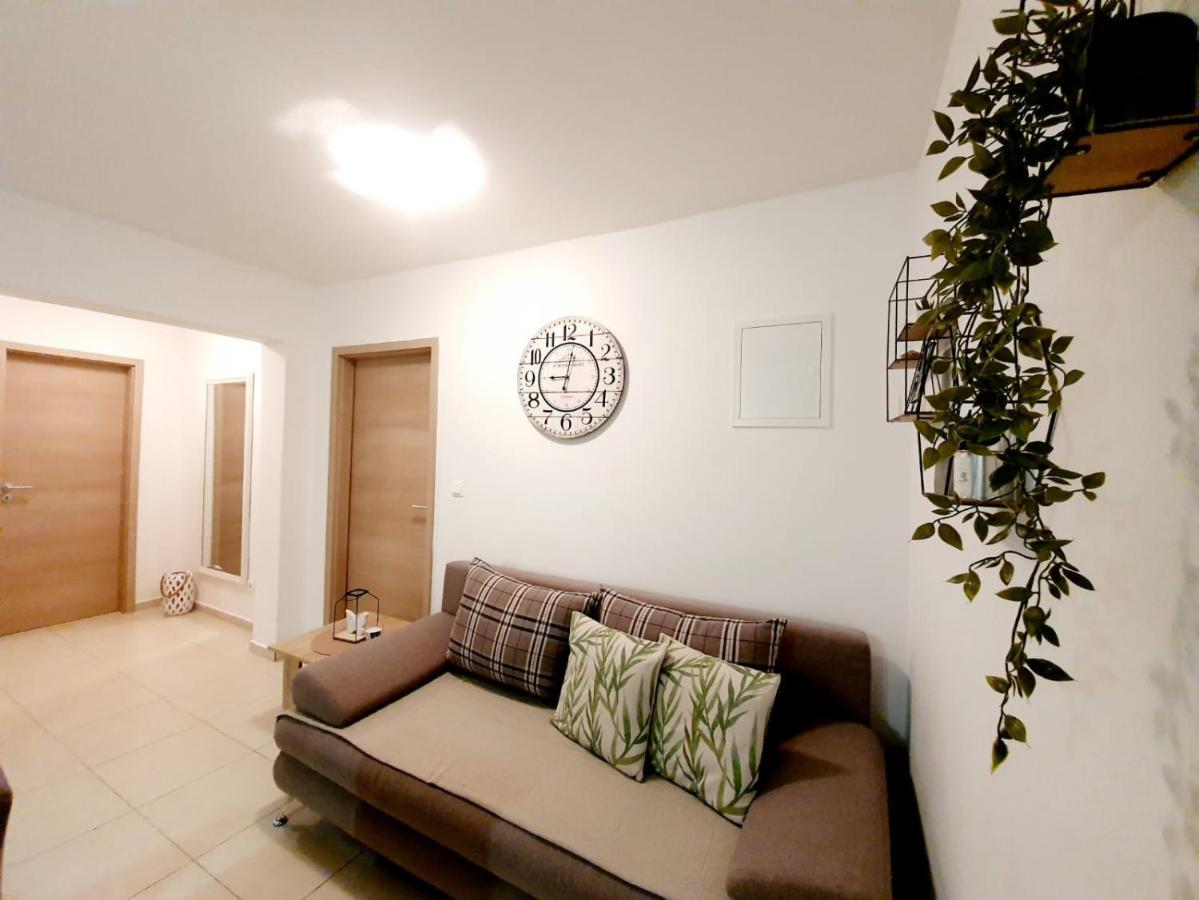 Apartmani Sara Bibinje Esterno foto