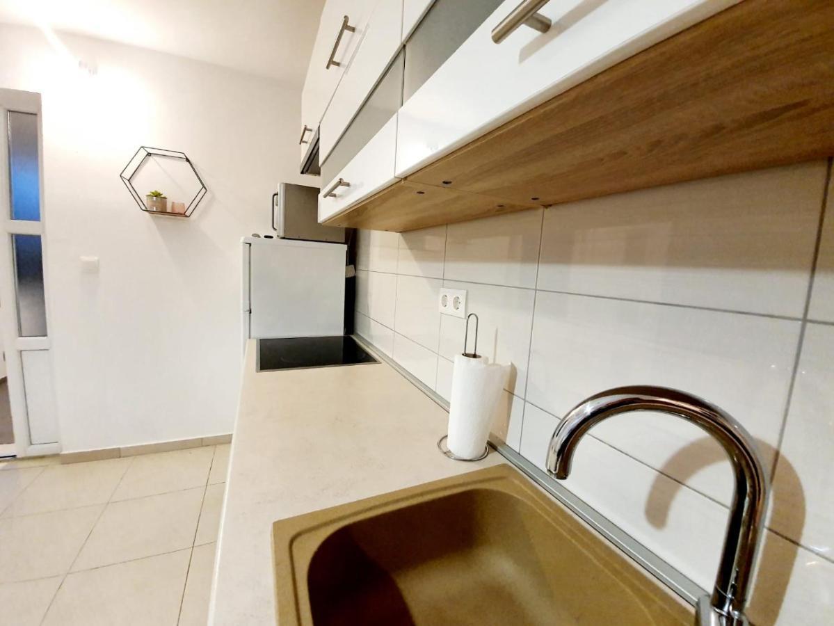 Apartmani Sara Bibinje Esterno foto