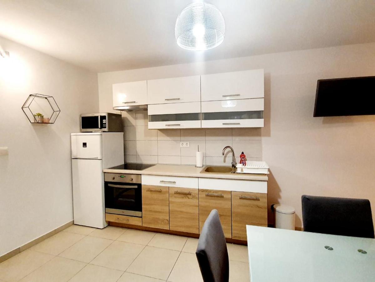 Apartmani Sara Bibinje Esterno foto