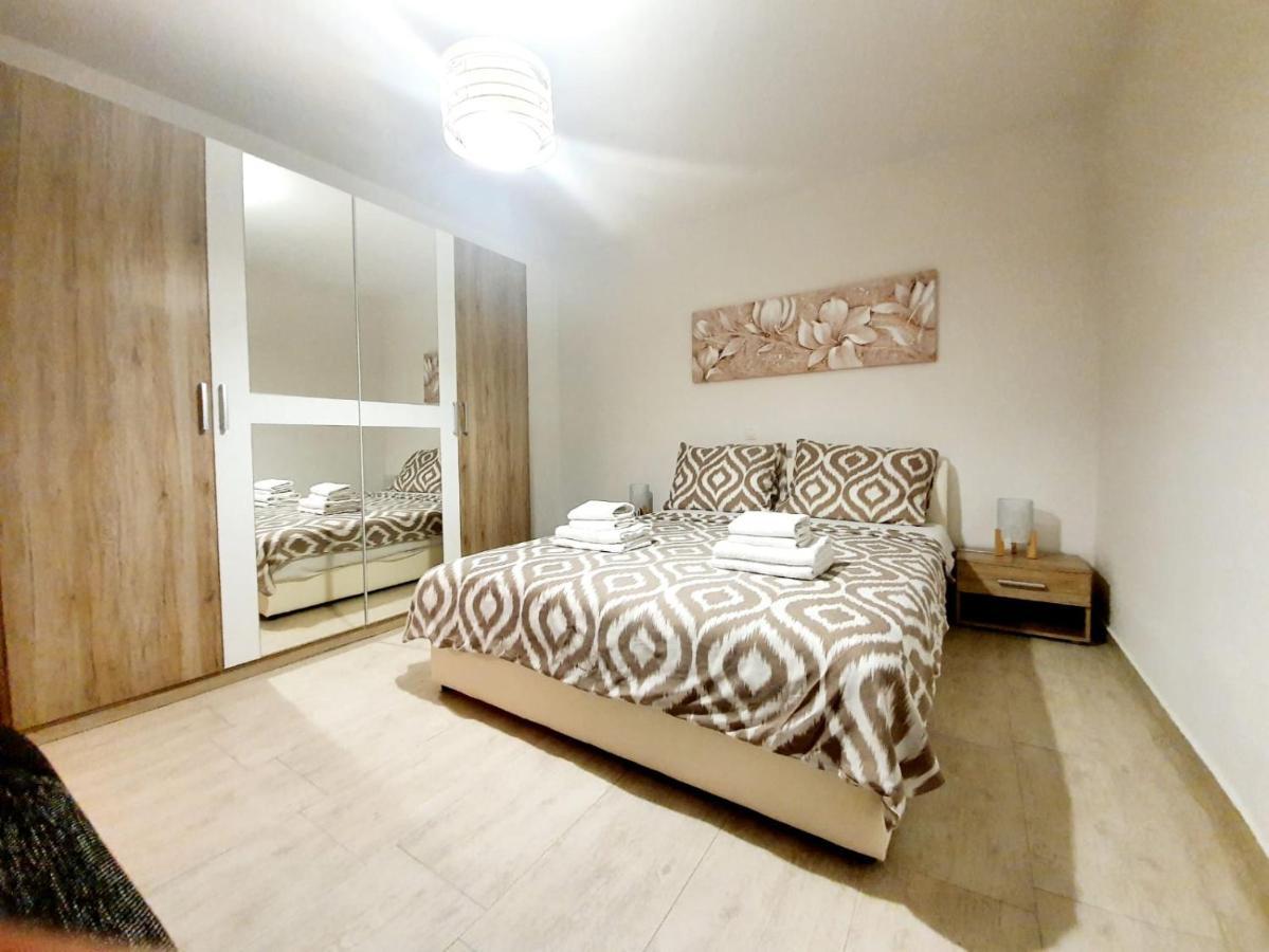 Apartmani Sara Bibinje Esterno foto