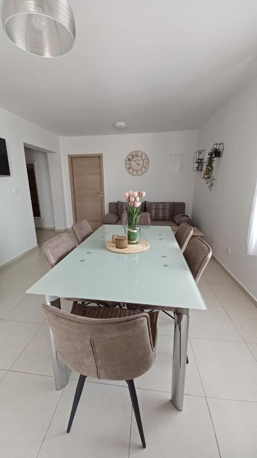 Apartmani Sara Bibinje Esterno foto